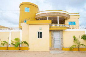 House 5 Mins From the Beach, 15 Mins From the Airport